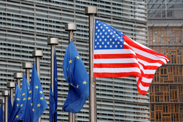 EU sẽ áp thuế nặng 25% hàng loạt mặt hàng của Mỹ để trả đũa? - Ảnh 1.