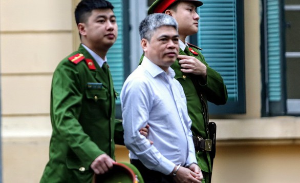 Ông Đinh La Thăng bị cáo buộc cố ý làm trái vụ 800 tỉ ra sao? - Ảnh 6. Ông Đinh La Thăng bị cáo buộc cố ý làm trái vụ 800 tỉ ra sao? - Ảnh 6.