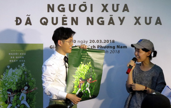 Anh Khang, Hamlet Trương, Iris Cao hâm nóng hội sách ngày thứ 2 - Ảnh 2. Anh Khang, Hamlet Trương, Iris Cao hâm nóng hội sách ngày thứ 2 - Ảnh 2.