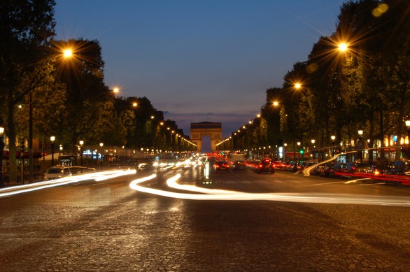 6 địa điểm nhất định phải ngắm khi du hí Paris - Ảnh 2. 6 địa điểm nhất định phải ngắm khi du hí Paris - Ảnh 2.