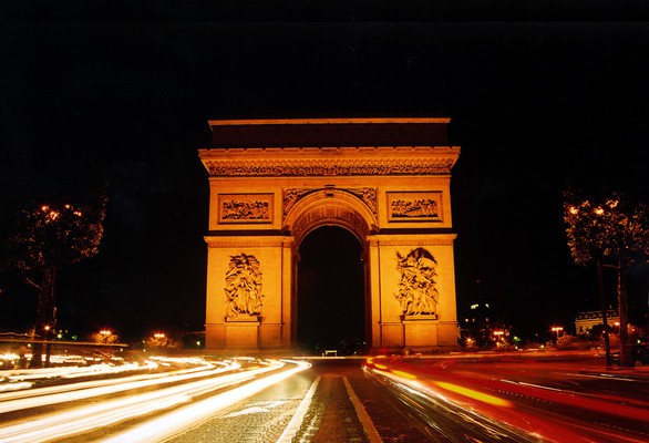 6 địa điểm nhất định phải ngắm khi du hí Paris - Ảnh 3. 6 địa điểm nhất định phải ngắm khi du hí Paris - Ảnh 3.