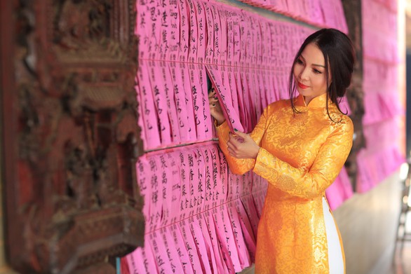 Khánh Loan: hát nhạc trẻ ở thời bolero lên ngôi - Ảnh 2. Khánh Loan: hát nhạc trẻ ở thời bolero lên ngôi - Ảnh 2.