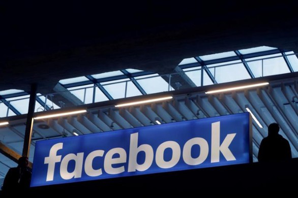 Cổ đông tỉ đô của Facebook muốn Mark Zuckerberg từ chức - Ảnh 1. Cổ đông tỉ đô của Facebook muốn Mark Zuckerberg từ chức - Ảnh 1.