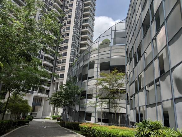 Singapore tách khu đậu xe với chung cư để giảm cháy nổ - Ảnh 1. Singapore tách khu đậu xe với chung cư để giảm cháy nổ - Ảnh 1.