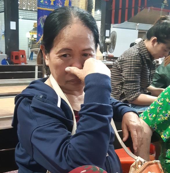Đau lòng nhận nhầm thi thể nạn nhân vụ cháy chung cư Carina - Ảnh 2. Đau lòng nhận nhầm thi thể nạn nhân vụ cháy chung cư Carina - Ảnh 2.