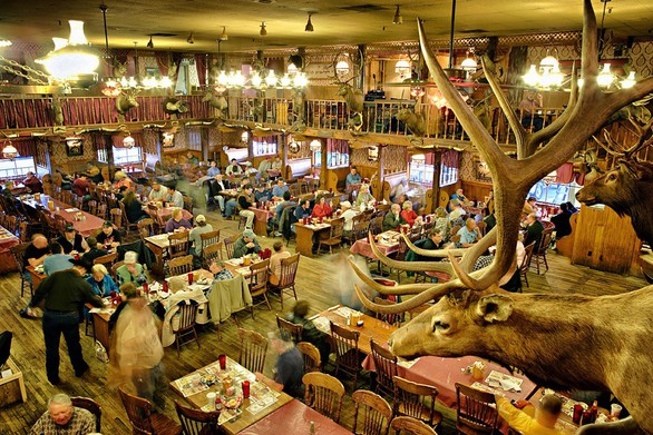 Ăn steak kiểu miền Texas - Ảnh 9. Ăn steak kiểu miền Texas - Ảnh 9.