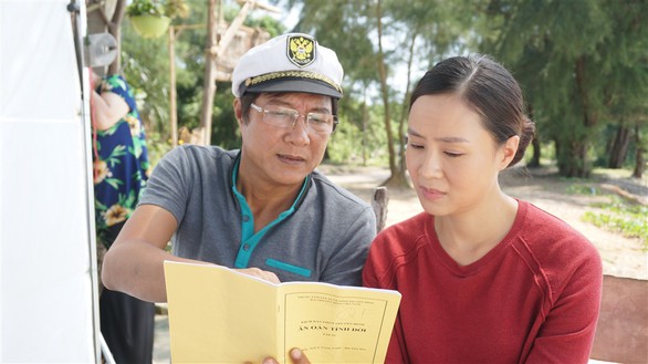 Cả một đời ân oán ra mắt phần 2: Rắc rối lan đến đời con - Ảnh 9. Cả một đời ân oán ra mắt phần 2: Rắc rối lan đến đời con - Ảnh 9.