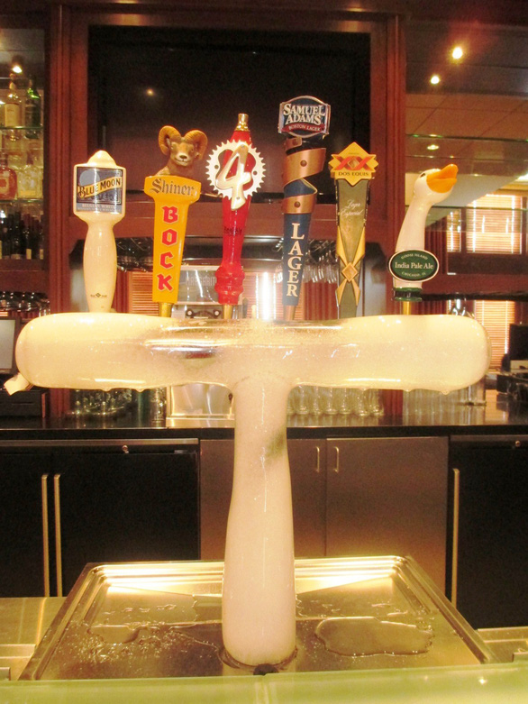 Đến Big Spring ở Texas học nghĩa từ Saloon - Ảnh 3. Đến Big Spring ở Texas học nghĩa từ Saloon - Ảnh 3.