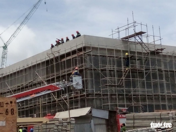Cháy lớn tại nhiệt điện Duyên Hải 3, cả chục người đu dây thoát thân - Ảnh 7. Cháy lớn tại nhiệt điện Duyên Hải 3, cả chục người đu dây thoát thân - Ảnh 7.