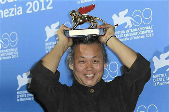 Director Kim Ki Duk died of COVID-19 - Photo 7.