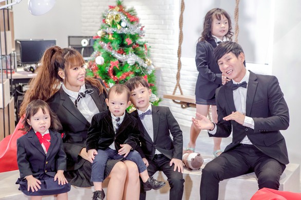 4 nhóc nhà Lý Hải dễ thương trong MV nhạc phim Lật mặt 3 - Ảnh 4. 4 nhóc nhà Lý Hải dễ thương trong MV nhạc phim Lật mặt 3 - Ảnh 4.