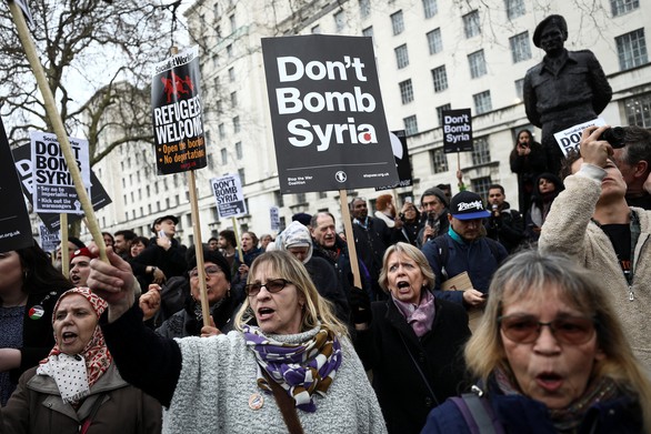 Liên quân dội tên lửa xuống bao nhiêu điểm ở Syria? - Ảnh 4. Liên quân dội tên lửa xuống bao nhiêu điểm ở Syria? - Ảnh 4.