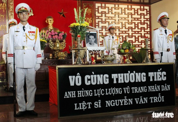 Anh Nguyễn Văn Trỗi đã an nghỉ tại nghĩa trang liệt sĩ TP.HCM - Ảnh 4. Anh Nguyễn Văn Trỗi đã an nghỉ tại nghĩa trang liệt sĩ TP.HCM - Ảnh 4.