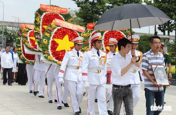 Anh Nguyễn Văn Trỗi đã an nghỉ tại nghĩa trang liệt sĩ TP.HCM - Ảnh 1. Anh Nguyễn Văn Trỗi đã an nghỉ tại nghĩa trang liệt sĩ TP.HCM - Ảnh 1.