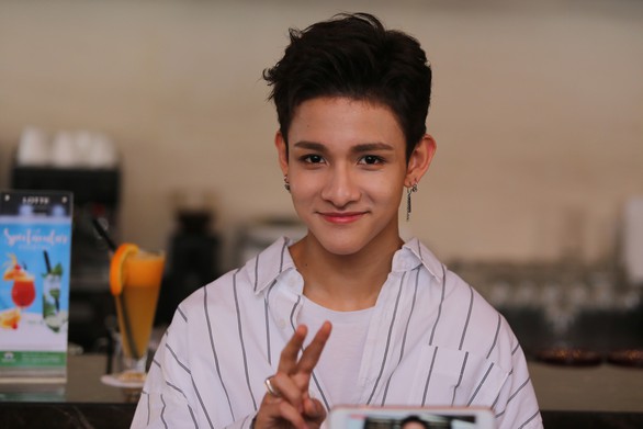 Kim Samuel: Tôi muốn ăn phở, mặc áo dài và du lịch Việt Nam - Ảnh 4. Kim Samuel: Tôi muốn ăn phở, mặc áo dài và du lịch Việt Nam - Ảnh 4.