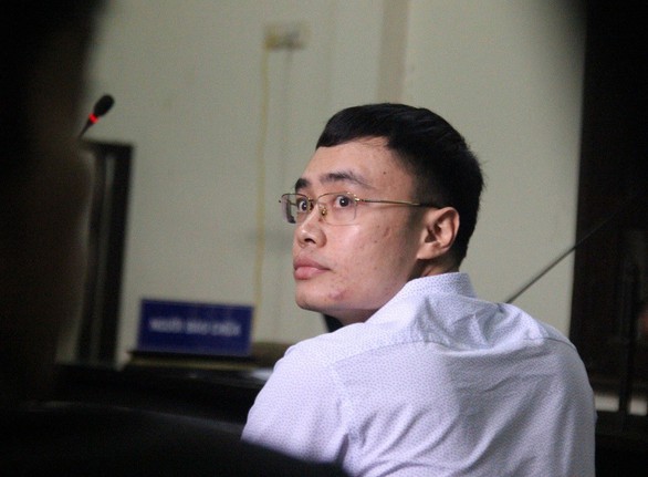 Giám đốc sở bị cưỡng đoạt không dự xét xử nguyên nhà báo Lê Duy Phong - Ảnh 2. Giám đốc sở bị cưỡng đoạt không dự xét xử nguyên nhà báo Lê Duy Phong - Ảnh 2.