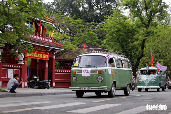 Mãn nhãn với đoàn xe cổ Volkswagen chào mừng Festival Huế 2018 - Ảnh 3. Mãn nhãn với đoàn xe cổ Volkswagen chào mừng Festival Huế 2018 - Ảnh 3.