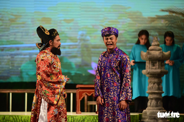 Trăm năm cải lương xúc động đêm diễn tôn vinh thầy Ba Đợi - Ảnh 8. Trăm năm cải lương xúc động đêm diễn tôn vinh thầy Ba Đợi - Ảnh 8.
