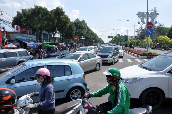Nghỉ lễ 30-4: Vũng Tàu nghẹt thở, Hội An quá tải - Ảnh 2. Nghỉ lễ 30-4: Vũng Tàu nghẹt thở, Hội An quá tải - Ảnh 2.