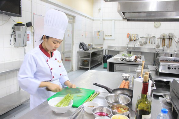 Mẹo để không sai lầm khi chọn ngành - Ảnh 2. Mẹo để không sai lầm khi chọn ngành - Ảnh 2.