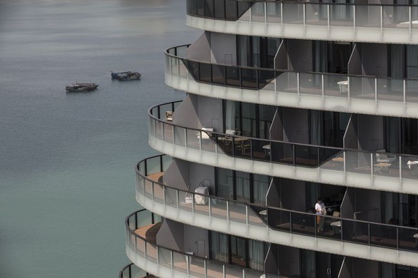 Ông Tập sẽ lột xác được cho Hải Nam thành Hong Kong? - Ảnh 4. Ông Tập sẽ lột xác được cho Hải Nam thành Hong Kong? - Ảnh 4.