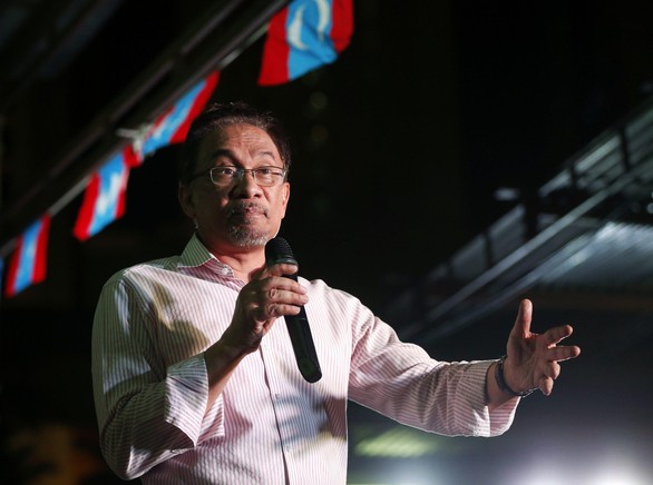 Vì sao người trẻ Malaysia ủng hộ thủ tướng 92 tuổi Mahathir? - Ảnh 3. Vì sao người trẻ Malaysia ủng hộ thủ tướng 92 tuổi Mahathir? - Ảnh 3.