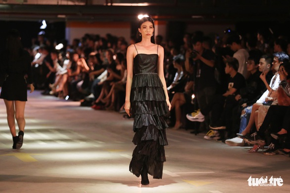 Phạm Hương lấp lánh ra mắt bộ sưu tập đầu tay Girl Boss - Ảnh 9. Phạm Hương lấp lánh ra mắt bộ sưu tập đầu tay Girl Boss - Ảnh 9.