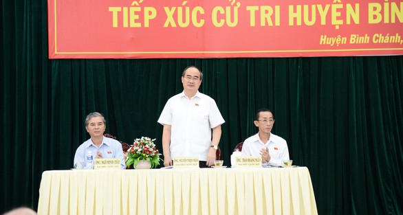 Bí thư Nguyễn Thiện Nhân hứa gặp dân Thủ Thiêm sau họp Quốc hội - Ảnh 1. Bí thư Nguyễn Thiện Nhân hứa gặp dân Thủ Thiêm sau họp Quốc hội - Ảnh 1.