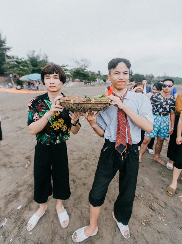 Ảnh kỷ yếu phong cách ‘đám cưới miền quê’ của teen Hải Phòng - Ảnh 9. Ảnh kỷ yếu phong cách ‘đám cưới miền quê’ của teen Hải Phòng - Ảnh 9.