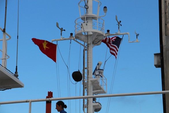 Siêu bệnh viện USNS Mercy của Hải quân Mỹ đến Nha Trang - Ảnh 26. Siêu bệnh viện USNS Mercy của Hải quân Mỹ đến Nha Trang - Ảnh 26.