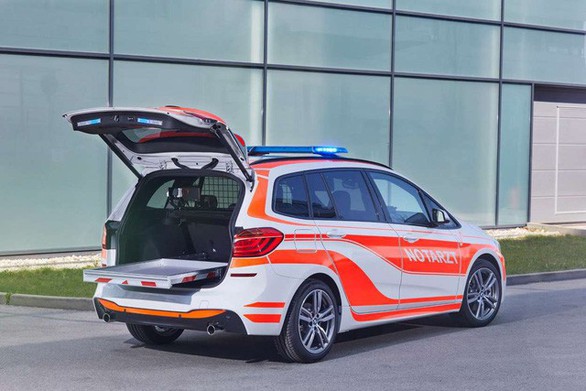 BMW ra mắt 6 mẫu xe cảnh sát - chữa cháy - cứu thương - Ảnh 2. BMW ra mắt 6 mẫu xe cảnh sát - chữa cháy - cứu thương - Ảnh 2.