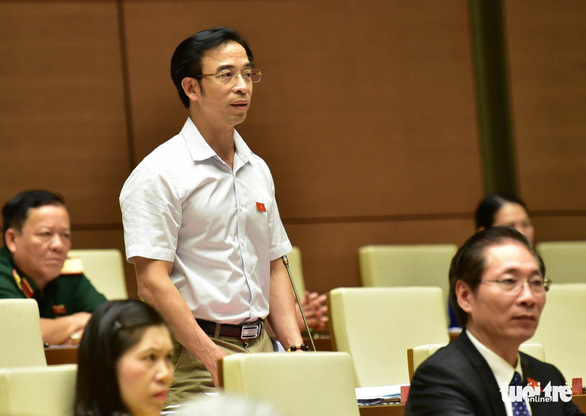 ĐBQH tranh luận: Bênh vực bác sĩ Lương khi tòa đang xử đúng hay sai? - Ảnh 5. ĐBQH tranh luận: Bênh vực bác sĩ Lương khi tòa đang xử đúng hay sai? - Ảnh 5.