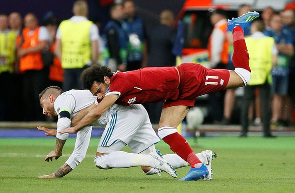 8 thẻ đỏ có tiếng của Sergio Ramos - Ảnh 1. 8 thẻ đỏ có tiếng của Sergio Ramos - Ảnh 1.
