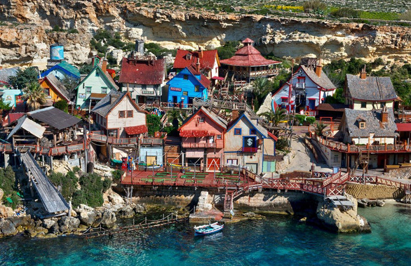 Kỳ bí ngôi làng của thủy thủ Popeye ở Malta - Ảnh 6.