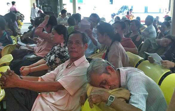 Chị trả 5 ngàn trước, cấp cứu sau! - Ảnh 1. Chị trả 5 ngàn trước, cấp cứu sau! - Ảnh 1.