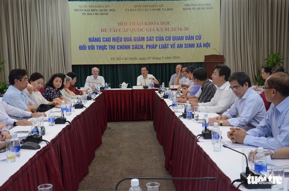 Tăng tuổi nghỉ hưu vì vỡ quỹ bảo hiểm xã hội là không đúng - Ảnh 3. Tăng tuổi nghỉ hưu vì vỡ quỹ bảo hiểm xã hội là không đúng - Ảnh 3.
