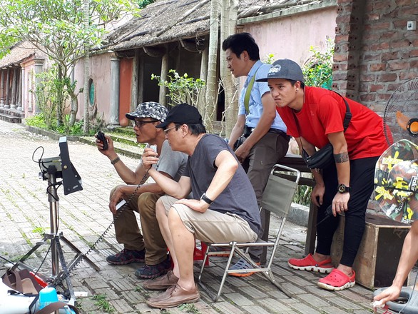 Đạo diễn Khải Hưng lần đầu làm MV cho ca sĩ Phương Thảo - Ảnh 1. Đạo diễn Khải Hưng lần đầu làm MV cho ca sĩ Phương Thảo - Ảnh 1.