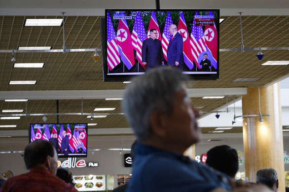 Thế giới kỳ vọng thận trọng về hòa bình sau hội đàm Trump - Kim - Ảnh 5. Thế giới kỳ vọng thận trọng về hòa bình sau hội đàm Trump - Kim - Ảnh 5.