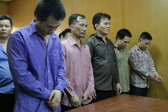 Nhóm bảo kê người chuyển giới bán dâm nhận án tù - Ảnh 1. Nhóm bảo kê người chuyển giới bán dâm nhận án tù - Ảnh 1.