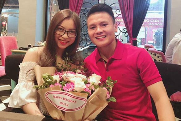 14-6: vợ Công Vinh, bạn gái Quang Hải và hot girls World Cup nóng bỏng - Ảnh 4. 14-6: vợ Công Vinh, bạn gái Quang Hải và hot girls World Cup nóng bỏng - Ảnh 4.
