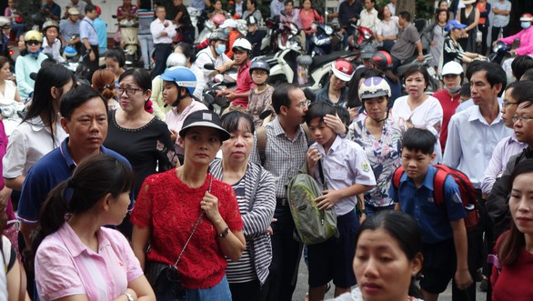 Hơn 4.000 học sinh thi vào lớp 6 Trường Trần Đại Nghĩa - Ảnh 5. Hơn 4.000 học sinh thi vào lớp 6 Trường Trần Đại Nghĩa - Ảnh 5.