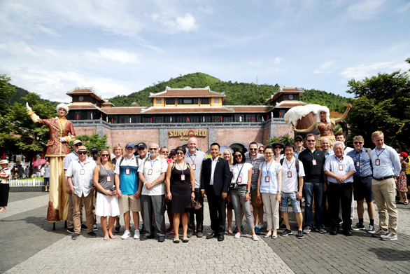 IAAPA tham quan các khu vui chơi giải trí trong hệ thống Sun World - Ảnh 4. IAAPA tham quan các khu vui chơi giải trí trong hệ thống Sun World - Ảnh 4.