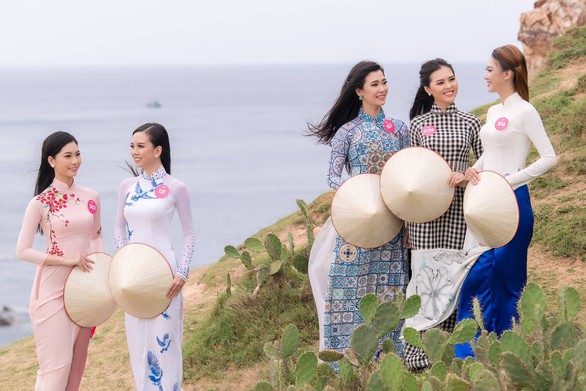 16-6: Đỗ Mỹ Linh khoe giọng hát, Việt Trinh không muốn yêu - Ảnh 9. 16-6: Đỗ Mỹ Linh khoe giọng hát, Việt Trinh không muốn yêu - Ảnh 9.