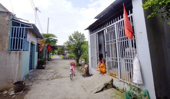Buông lỏng quản lý, hàng trăm nhà trái phép mọc lên ở Bình Chánh - Ảnh 2. Buông lỏng quản lý, hàng trăm nhà trái phép mọc lên ở Bình Chánh - Ảnh 2.