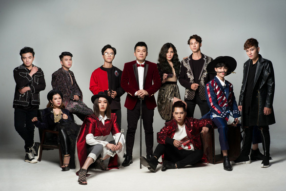 Lam Trường tự hào khoe 10 ngựa chiến tại The Voice 2018 - Ảnh 1. Lam Trường tự hào khoe 10 ngựa chiến tại The Voice 2018 - Ảnh 1.