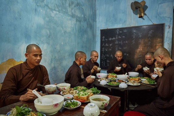 Nhiếp ảnh gia Nicolas Cornet: Tôi là một phần của mảnh đất này - Ảnh 5. Nhiếp ảnh gia Nicolas Cornet: Tôi là một phần của mảnh đất này - Ảnh 5.