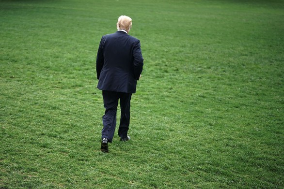 4 cựu đệ nhất phu nhân Mỹ đồng loạt phản ứng ông Trump - Ảnh 1. 4 cựu đệ nhất phu nhân Mỹ đồng loạt phản ứng ông Trump - Ảnh 1.