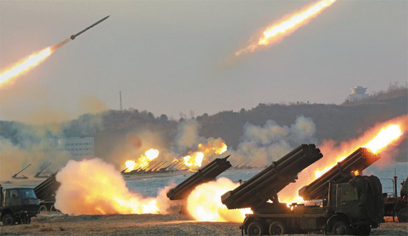 Triều Tiên đề nghị rút pháo tầm xa khỏi biên giới Hàn Quốc - Ảnh 1.