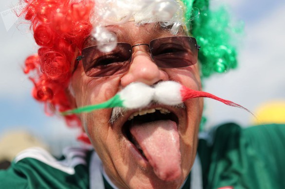 World Cup 2018: Cổ động viên chịu chơi hoành tráng - Ảnh 8. World Cup 2018: Cổ động viên chịu chơi hoành tráng - Ảnh 8.