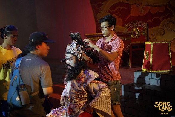 Leon Quang Lê đem cải lương lên màn ảnh rộng với Song Lang - Ảnh 3. Leon Quang Lê đem cải lương lên màn ảnh rộng với Song Lang - Ảnh 3.